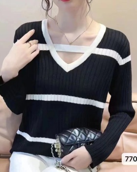 Autumn and winter light Korean style V-neck tops for women