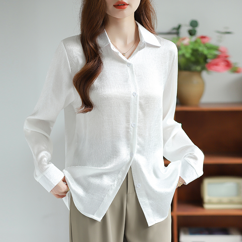 Commuting long sleeve satin loose wrinkle shirt for women