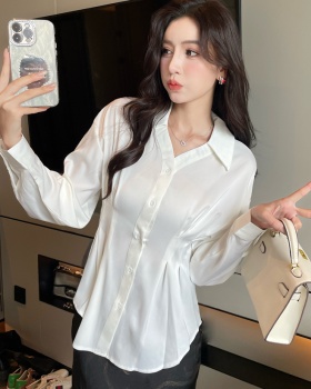 Pinched waist autumn slim temperament all-match V-neck shirt