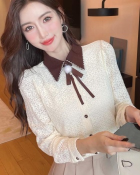 Long sleeve lapel temperament commuting shirt for women