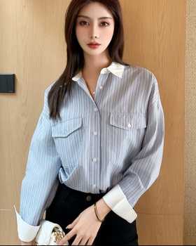 Classic retro vertical stripes temperament shirt