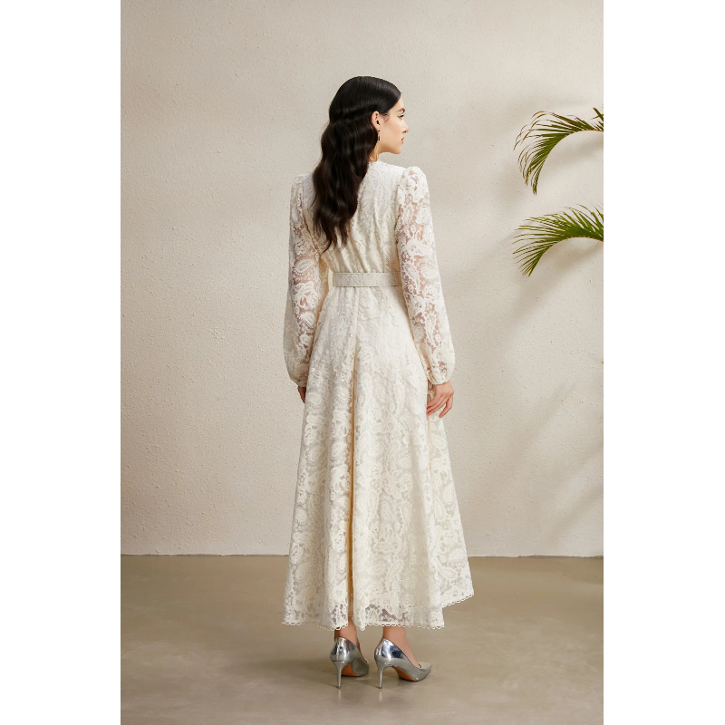 Long pinched waist round neck autumn lace dress