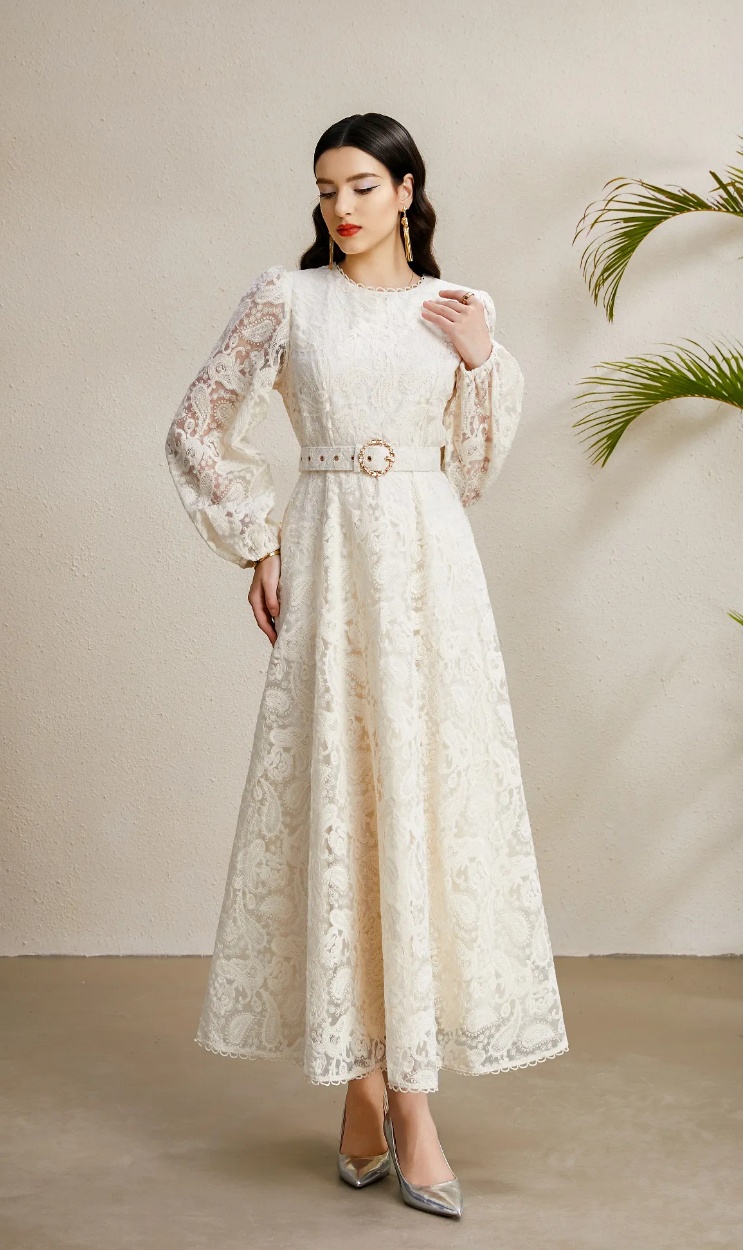 Long pinched waist round neck autumn lace dress