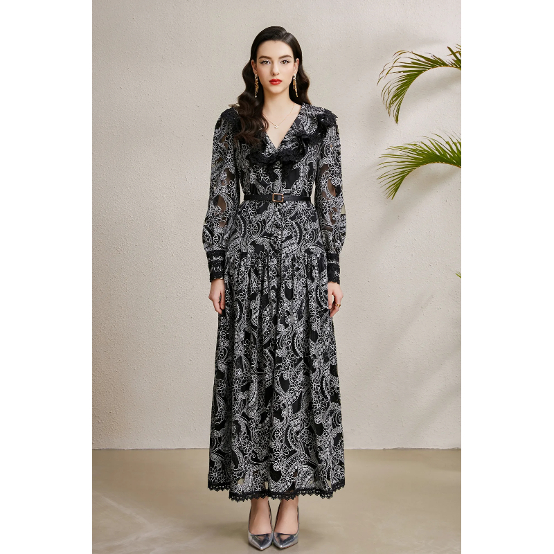 Long lace V-neck waves hollow autumn dress