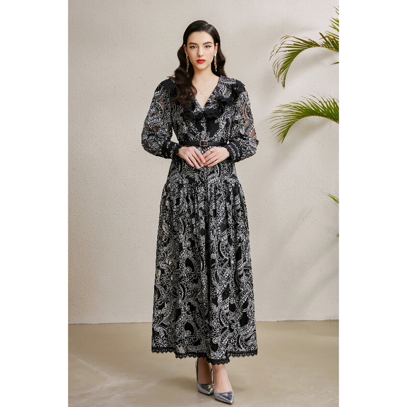 Long lace V-neck waves hollow autumn dress