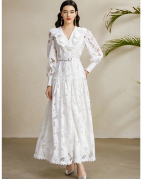 Long hollow V-neck lace waves autumn dress