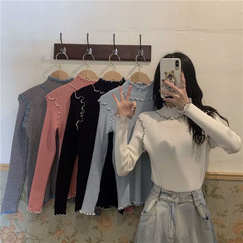 Long sleeve knitted sweet autumn and winter sweater for women