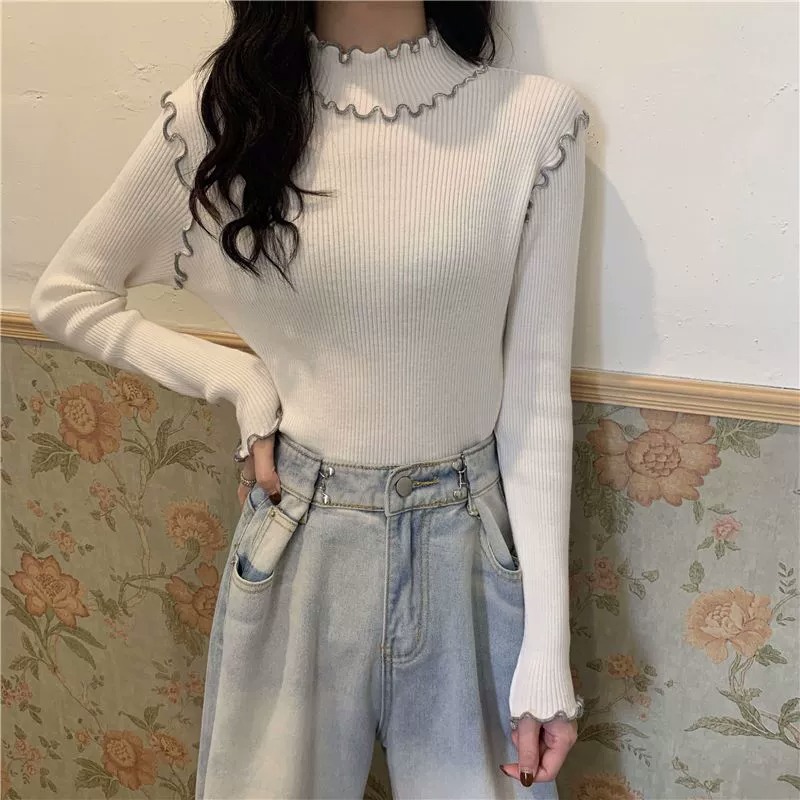 Long sleeve knitted sweet autumn and winter sweater for women