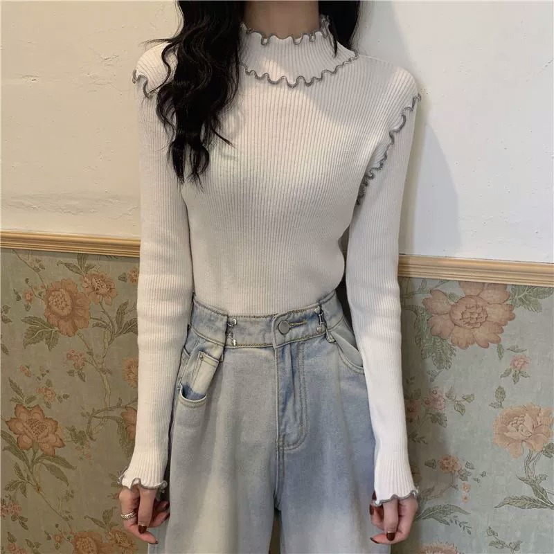Long sleeve knitted sweet autumn and winter sweater for women