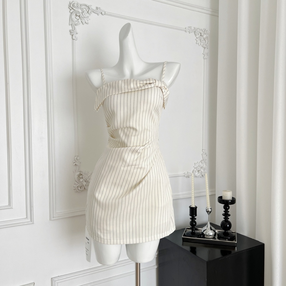 Flat shoulder wrapped chest summer dress for women