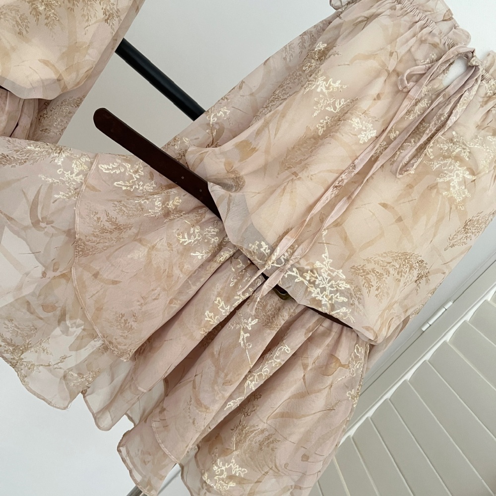 Pinched waist with belt lotus leaf edges tender dress