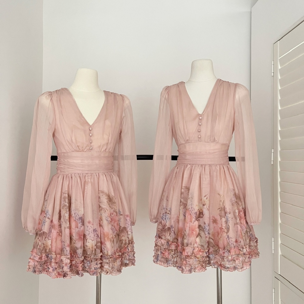 V-neck long sleeve pinched waist colors slim dress