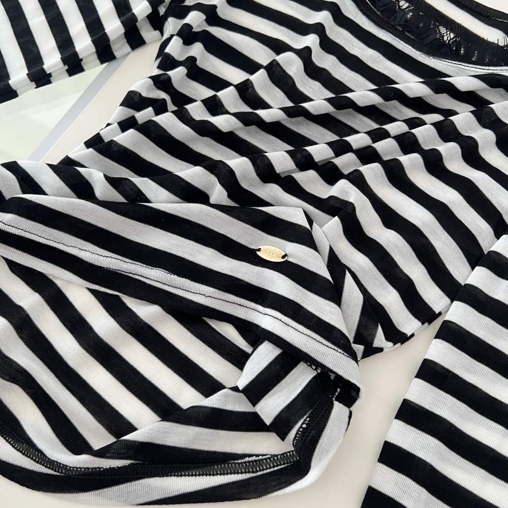 Spring and summer long sleeve slim niche all-match T-shirt