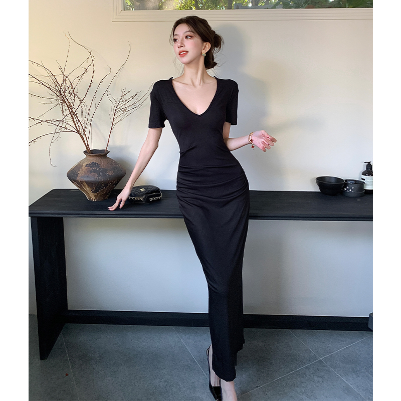 V-neck pinched waist sexy dress slim cozy long dress