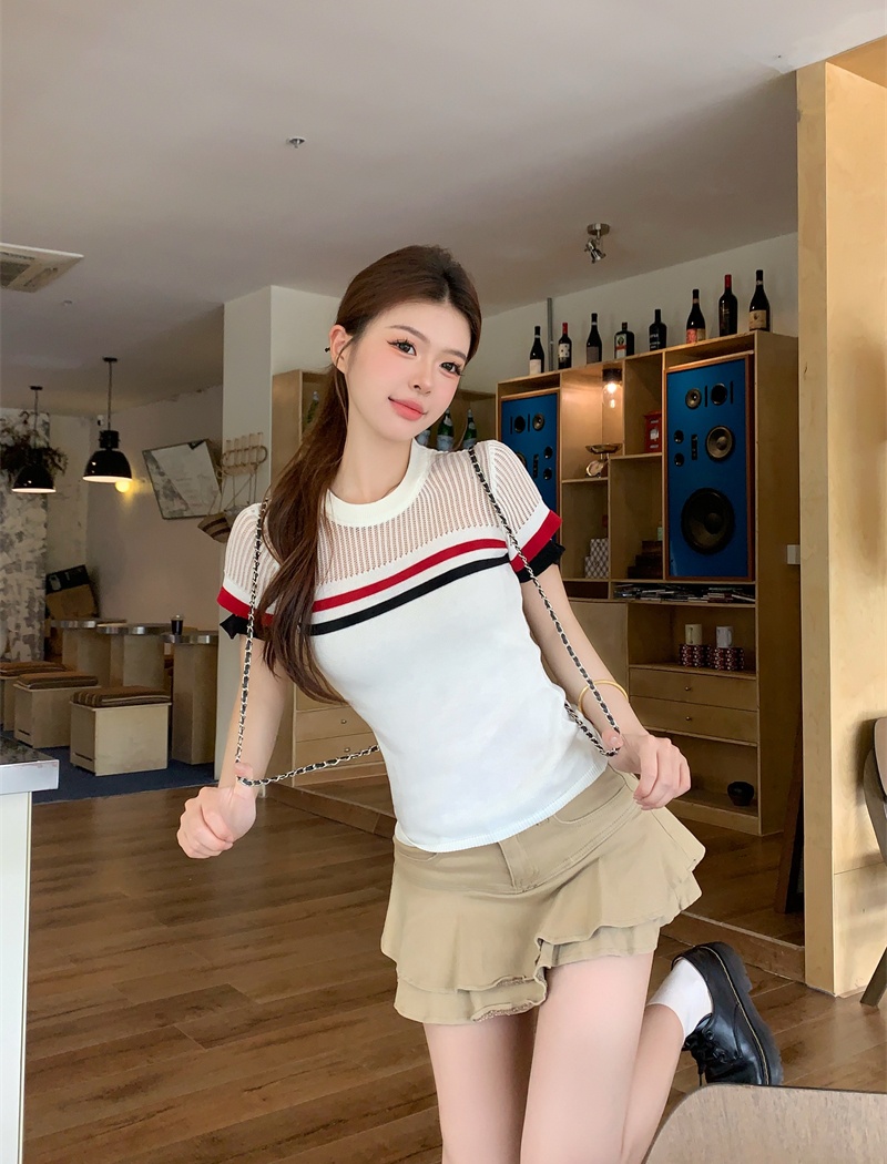 Short sleeve inside the ride slim pinched waist tops for women