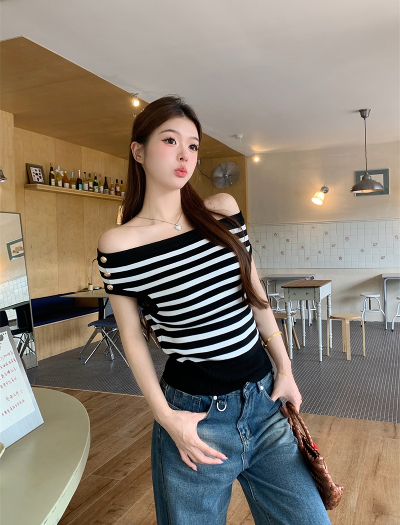 Pinched waist inside the ride sleeveless all-match tops