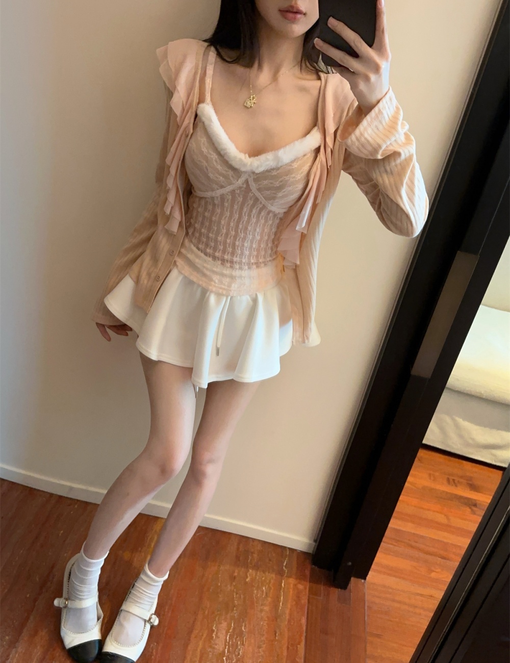 Autumn V-neck short skirt sling vest 3pcs set