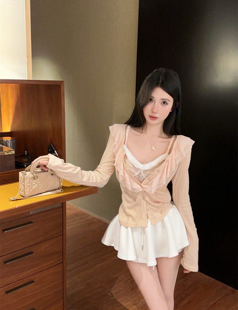 Autumn V-neck short skirt sling vest 3pcs set
