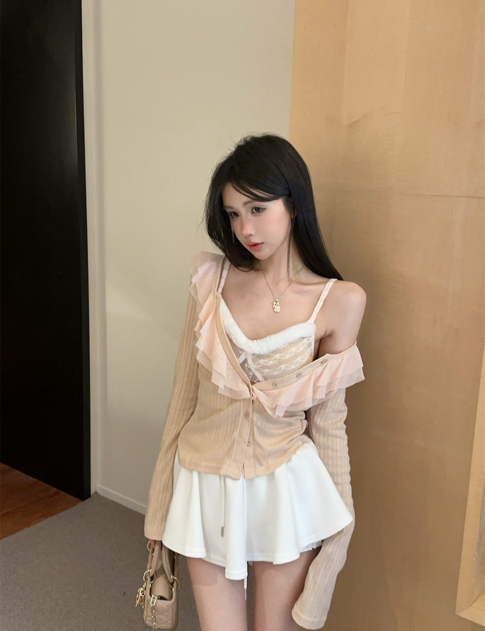 Autumn V-neck short skirt sling vest 3pcs set