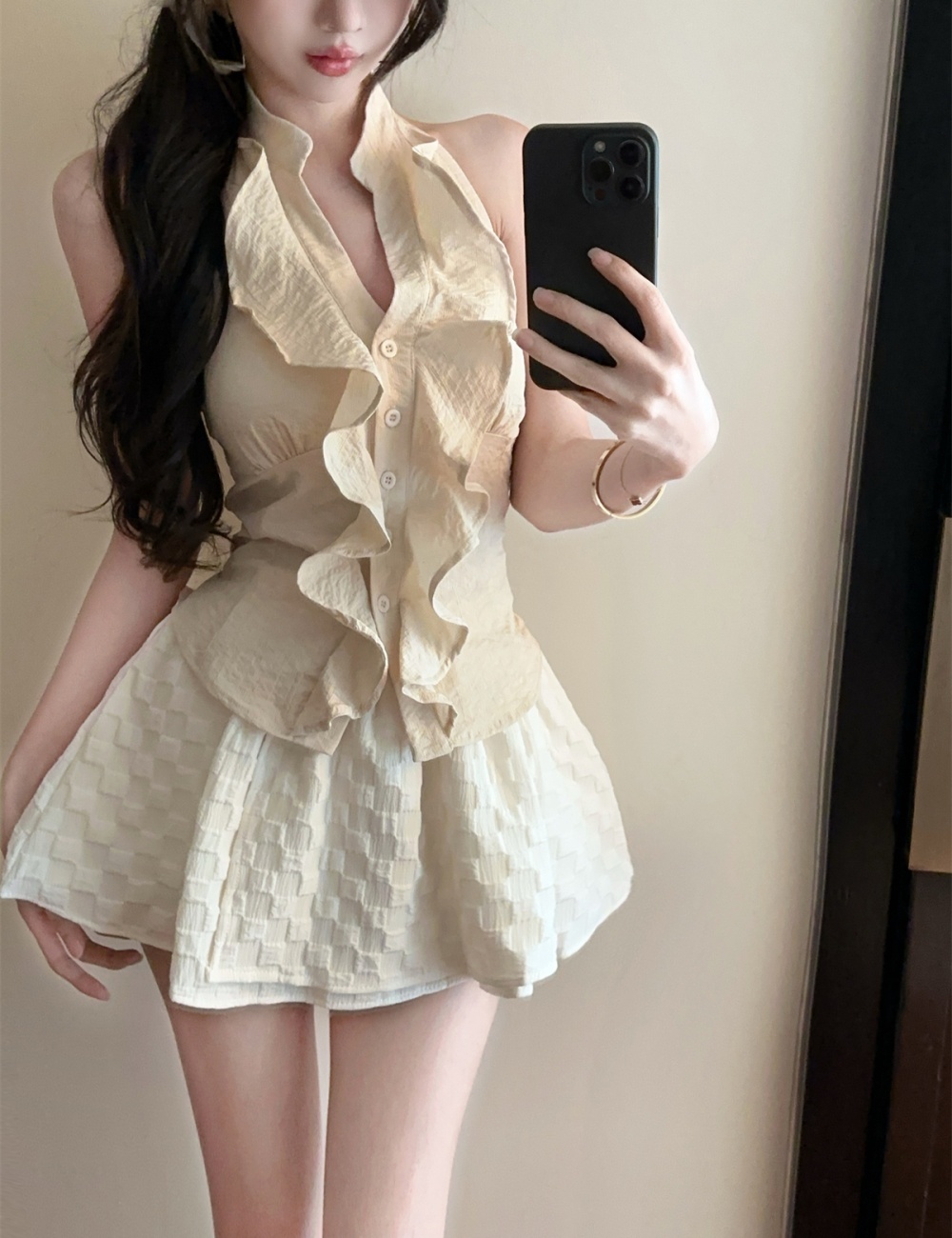 V-neck tops pinched waist short skirt a set for women