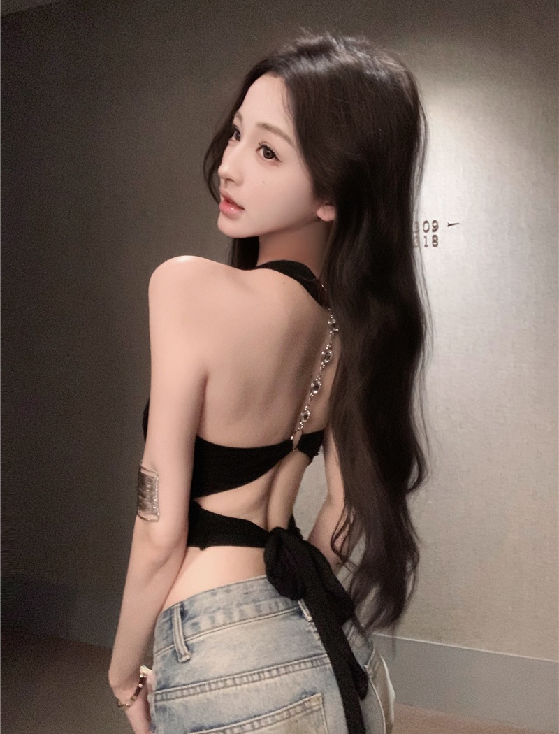 Slim sleeveless halter bandage enticement short tops