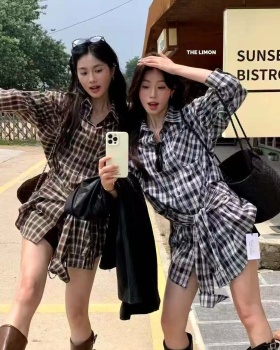 Retro pinched waist plaid long sleeve simple shirt