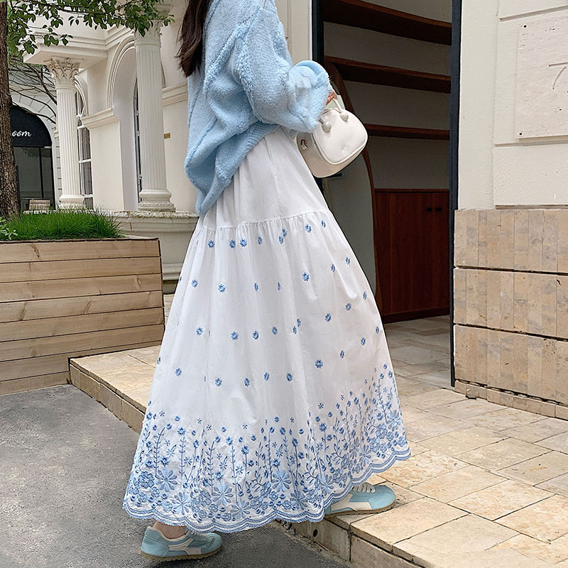 Big skirt slim long skirt embroidery beautiful skirt for women