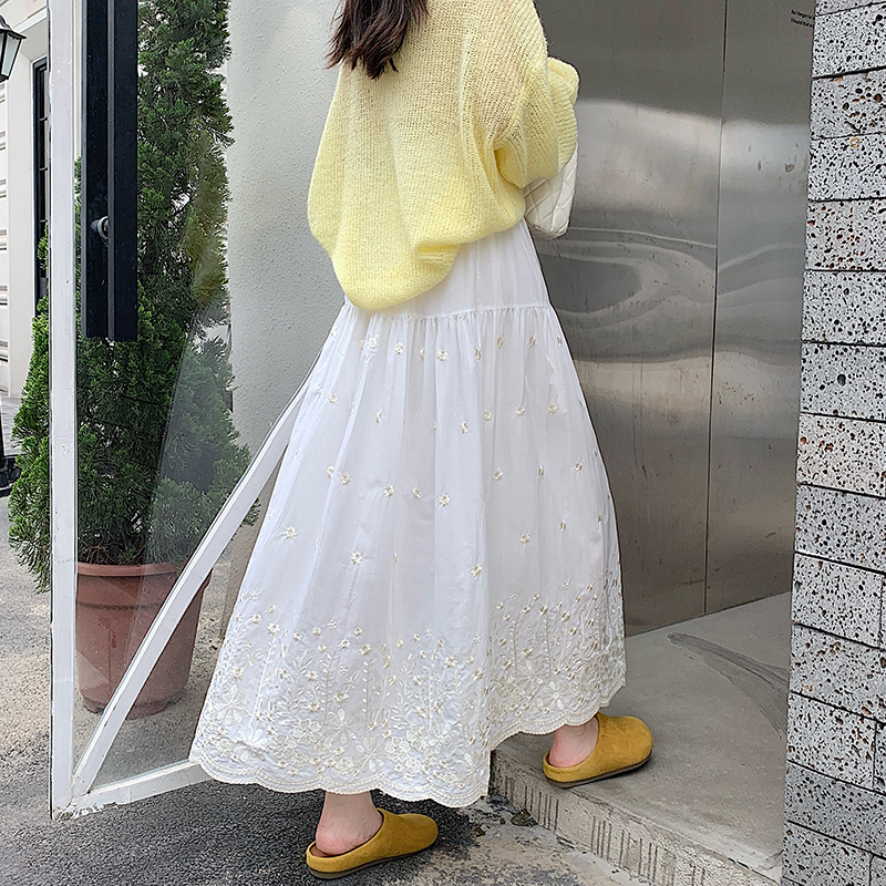 Big skirt slim long skirt embroidery beautiful skirt for women
