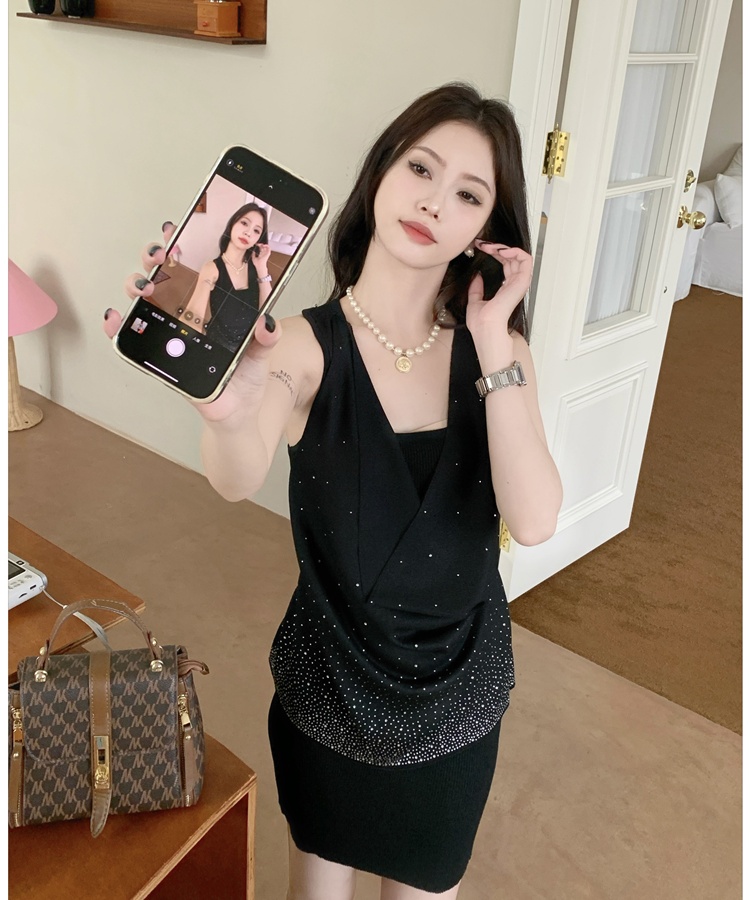 Enticement knitted vest rhinestone package hip dress