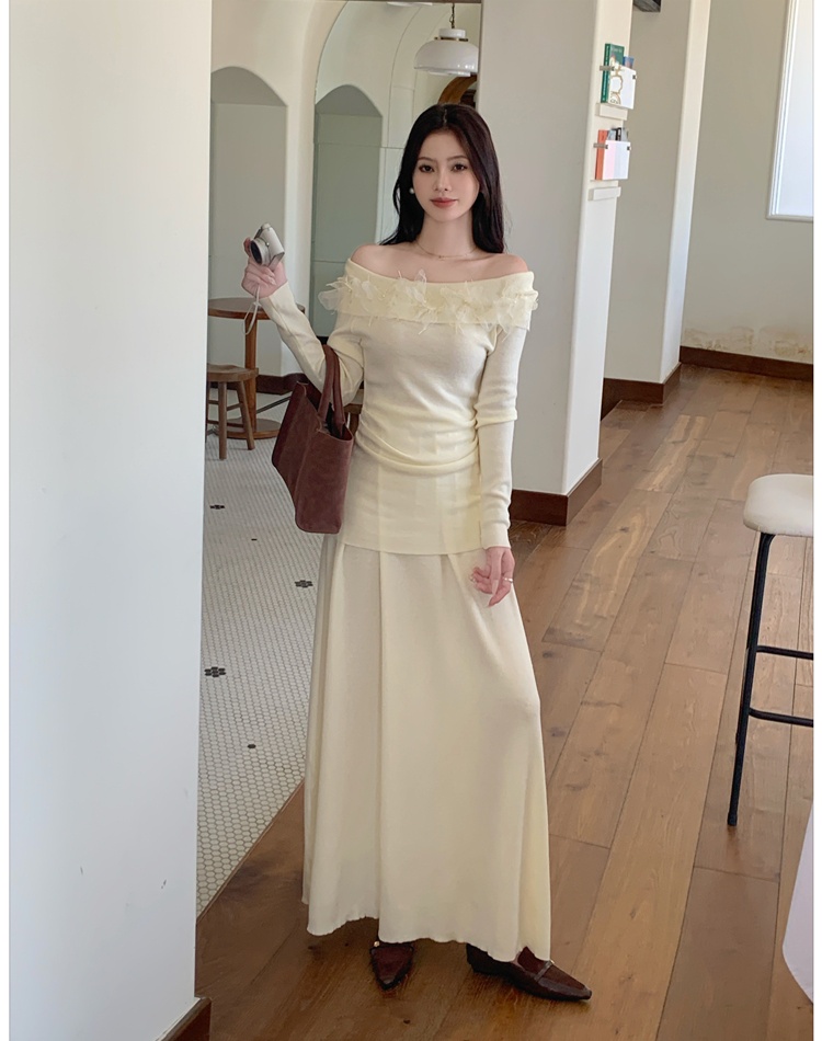 Slim knitted skirt flowers flat shoulder tops a set