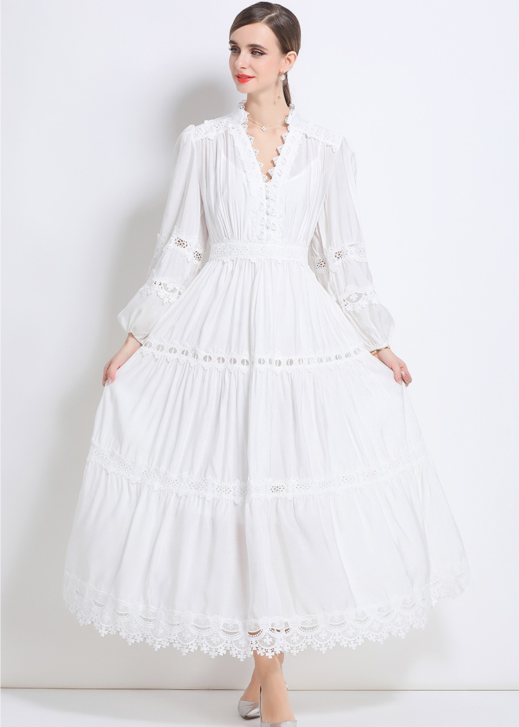 Autumn lantern sleeve long lace V-neck dress