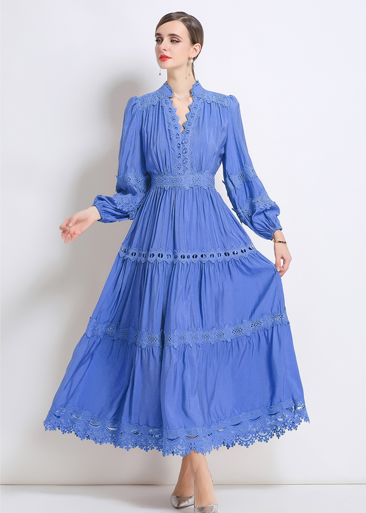 Autumn lantern sleeve long lace V-neck dress