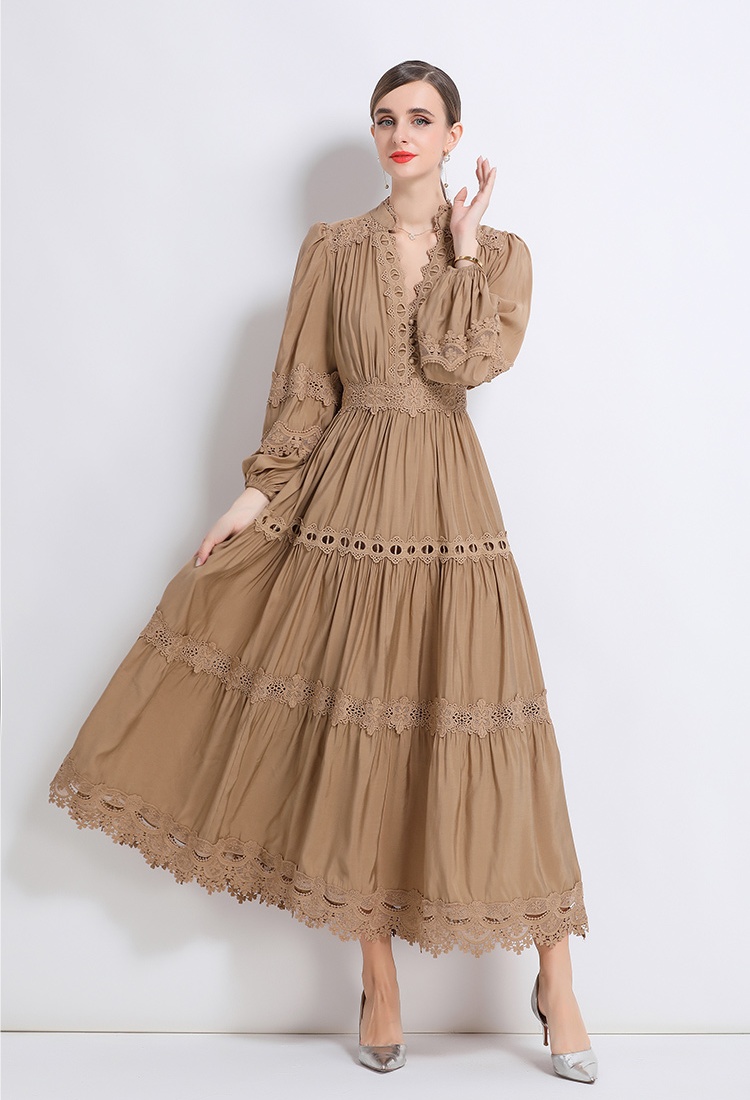 Autumn lantern sleeve long lace V-neck dress