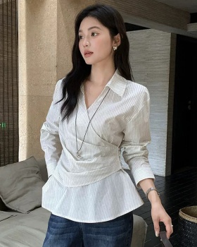 Irregular long sleeve unique temperament shirt for women