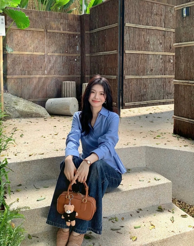Irregular long sleeve unique temperament shirt for women