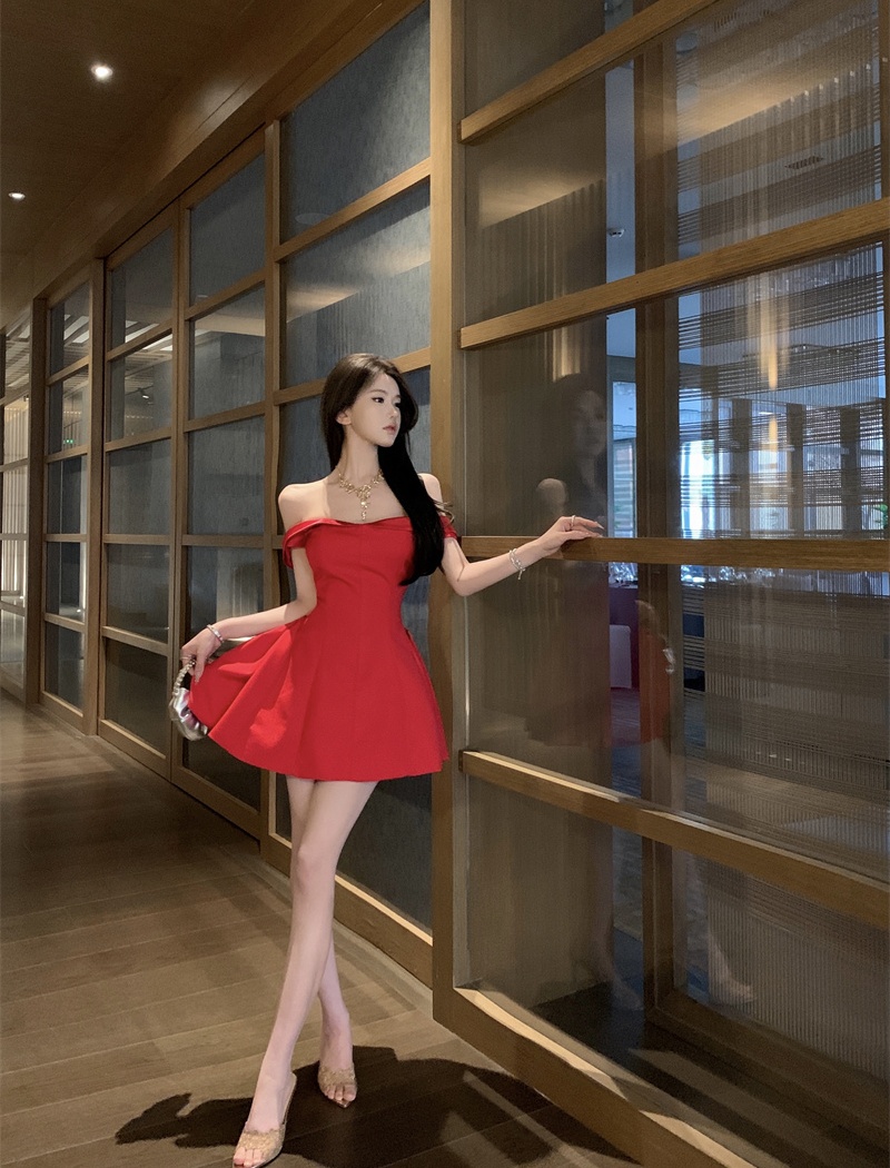 Seaside vacation pinched waist flat shoulder dress