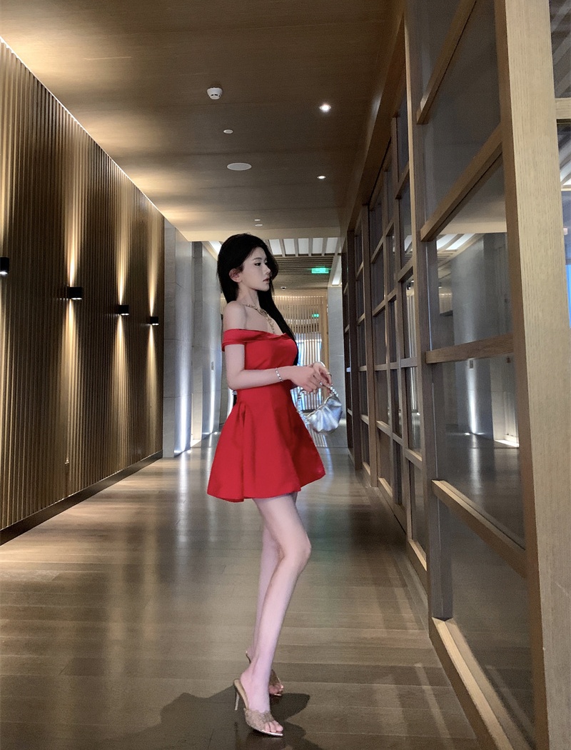Seaside vacation pinched waist flat shoulder dress