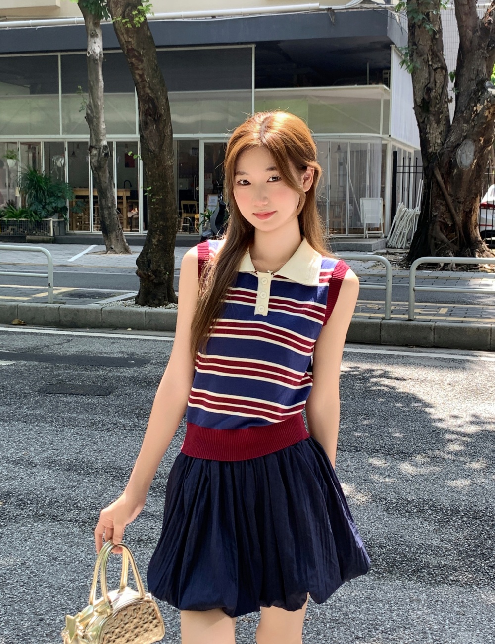 Short short sleeve T-shirt stripe V-neck tops for women