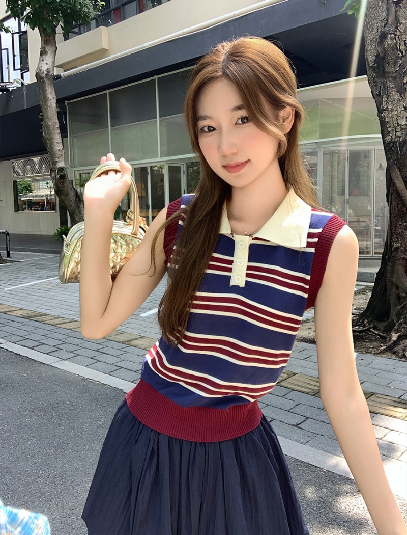 Short short sleeve T-shirt stripe V-neck tops for women
