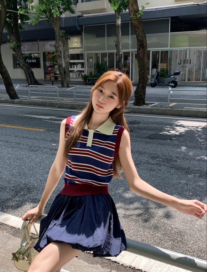 Short short sleeve T-shirt stripe V-neck tops for women
