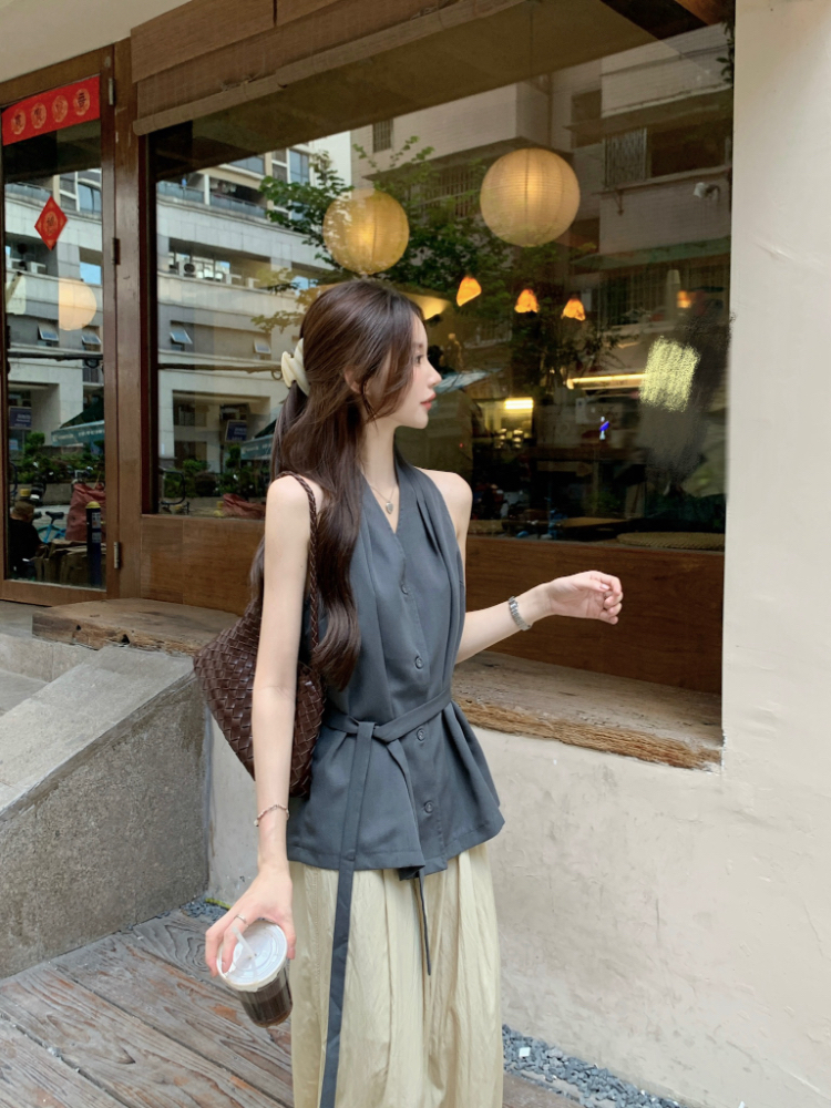 Summer halter shirt niche temperament tops for women