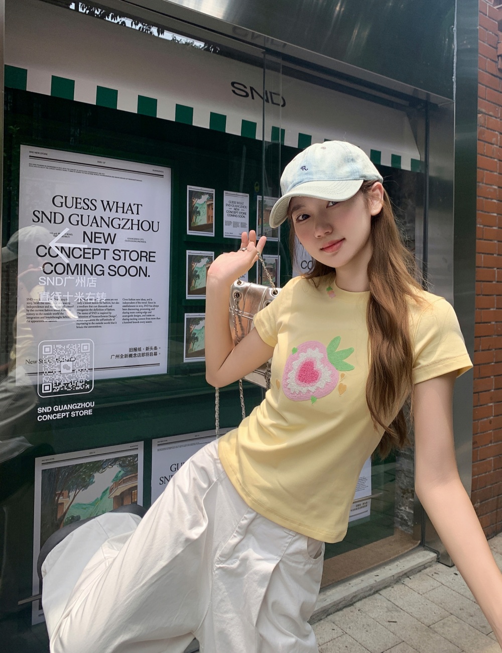 Strawberries white T-shirt American style tops for women