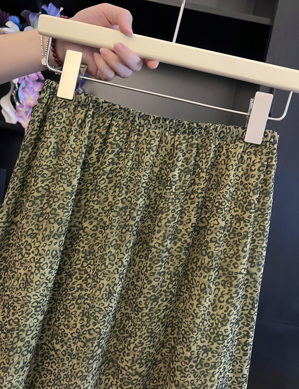 All-match elastic waist leopard skirt