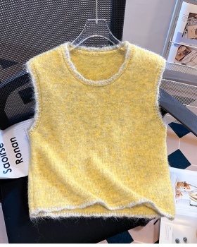 Knitted autumn vest sleeveless tops for women