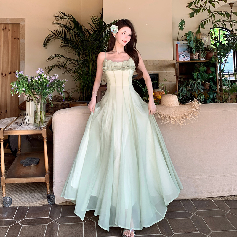 Big skirt was white beach dress green chest pad long dress