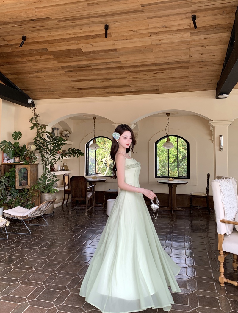 Big skirt was white beach dress green chest pad long dress