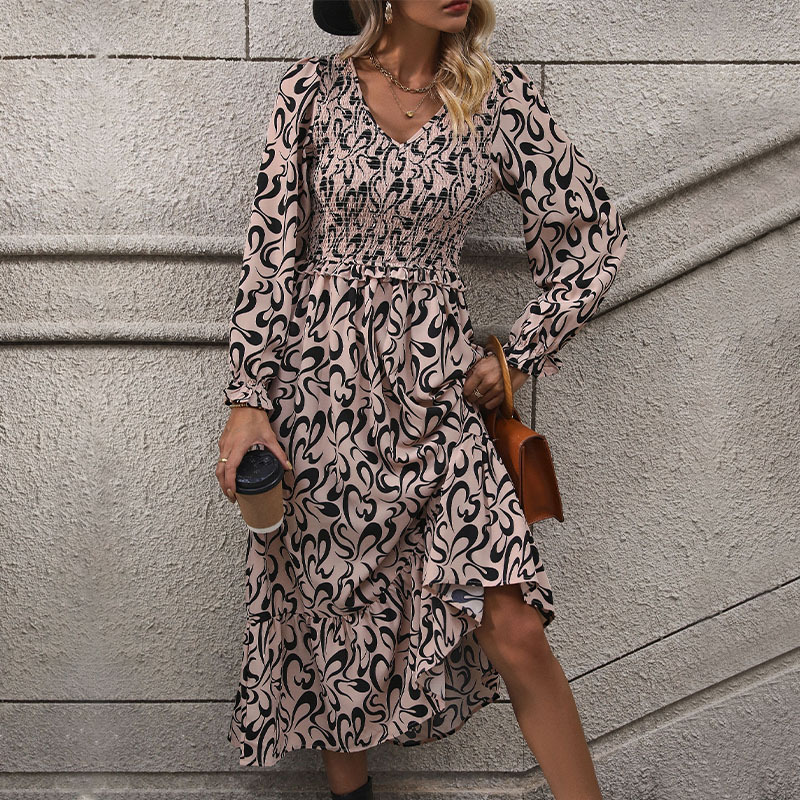 Elegant long sleeve V-neck retro dress for women
