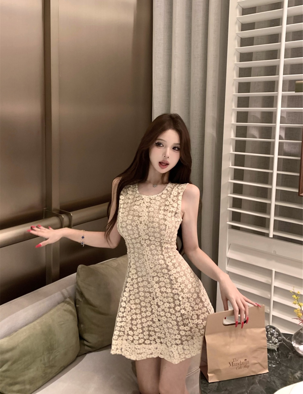 Embroidery daisy lace jacquard slim dress