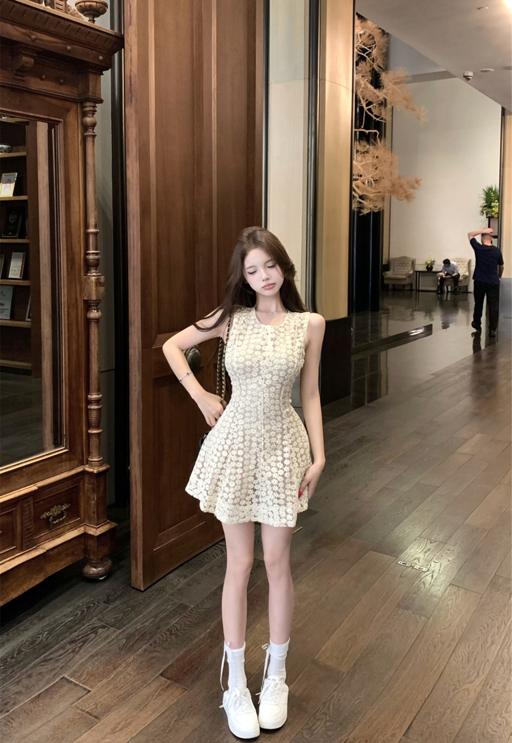 Embroidery daisy lace jacquard slim dress
