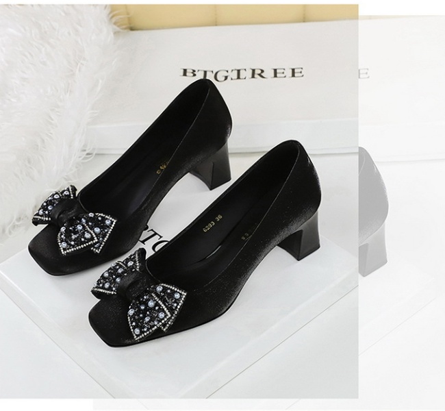 Banquet satin thick Korean style low shoes for women